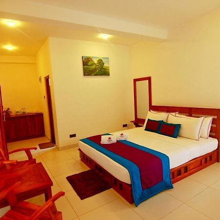 Athkandura Hotel Habarana Esterno foto