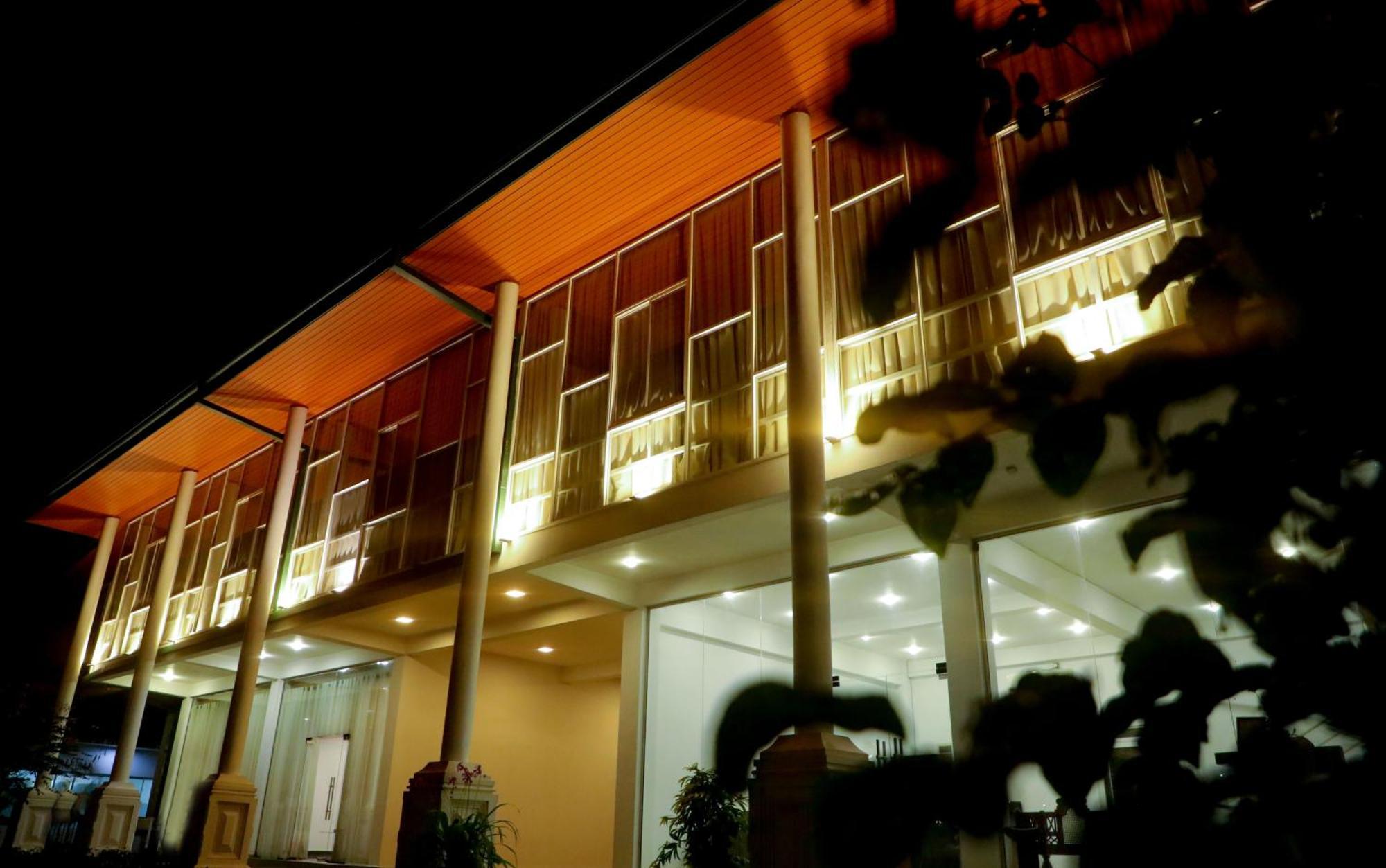 Athkandura Hotel Habarana Esterno foto