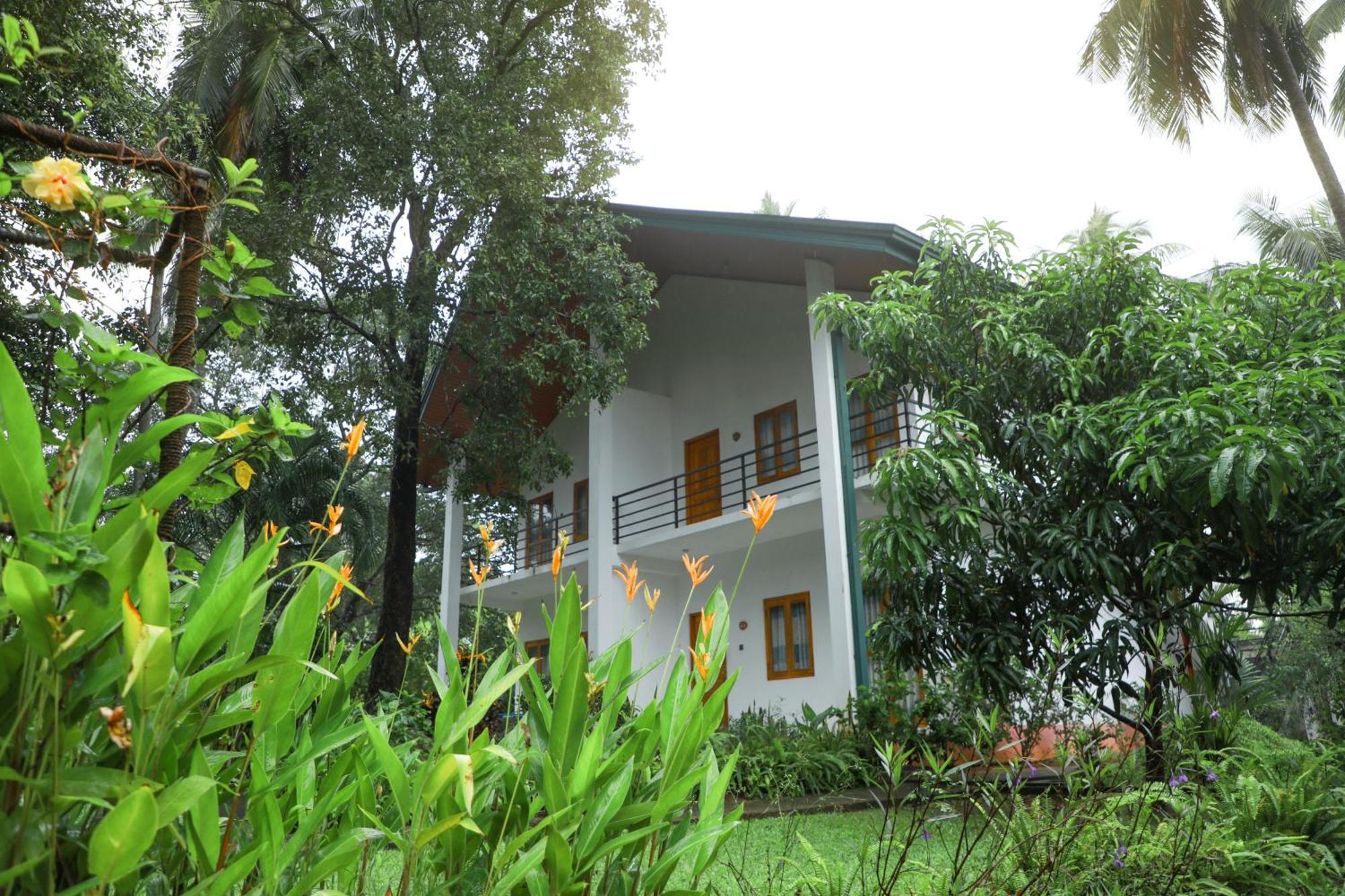 Athkandura Hotel Habarana Esterno foto