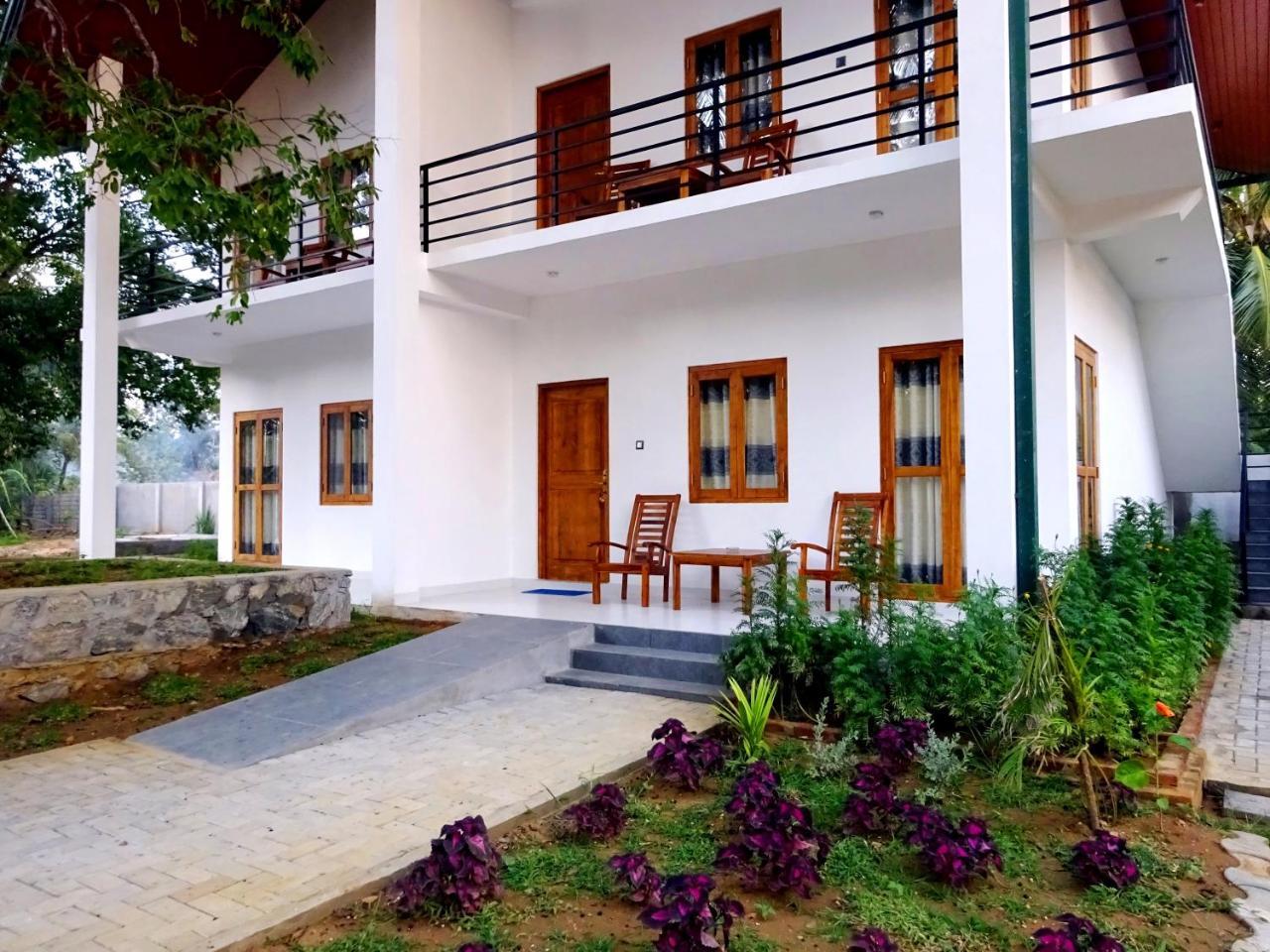 Athkandura Hotel Habarana Esterno foto