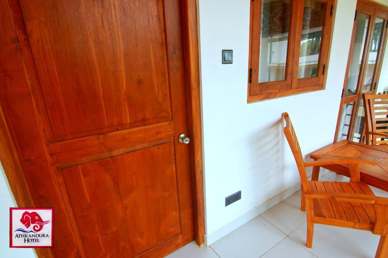 Athkandura Hotel Habarana Esterno foto
